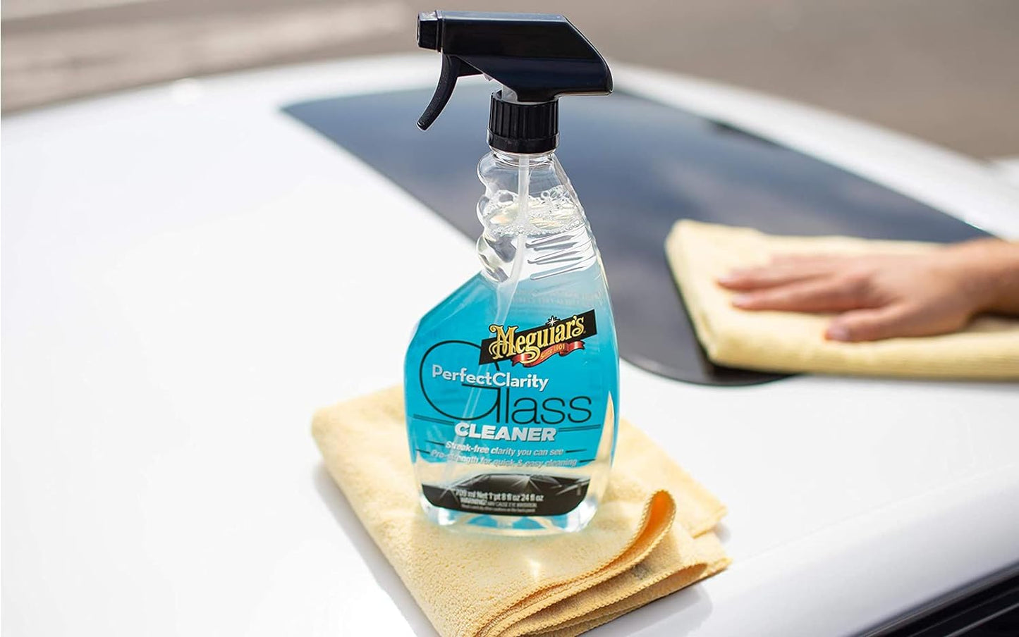 Meguiar’s Perfect Clarity Glass Cleaner Spray (Car Windscreen Glass Cleaner) 709ml